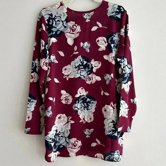 Mud Pie Floral Tunic with V-Neck Lace Up, Wine Berry Color Blouse, Size Small - Picture 12 of 16